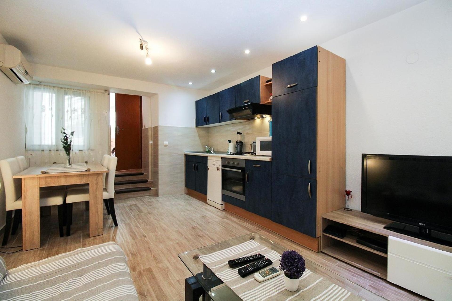 Apartment Fuer 2 Personen Ca 36 Qm In Pula, Istrien Istrische Riviera
